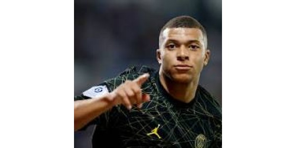 Mbappé ma w swojej karierze 307 goli i 16 tytułów mistrzowskich